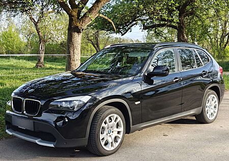 BMW X1 sDrive18i, Rentnerfahrzeug, wenig km, TÜV NEU