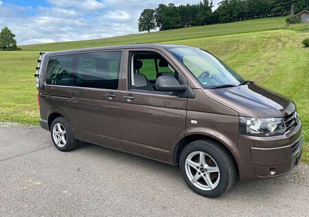 VW T5 Multivan Volkswagen Transporter T5 TDI Startline