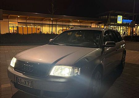 Audi A6 2.5 V6 Quattro Automatik Alcantara