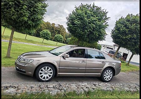 VW Phaeton Volkswagen 3.0 V6 TDI *Vollaussttaung* von 2011