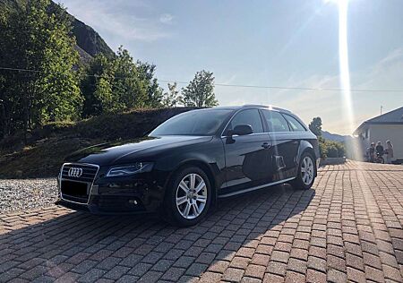 Audi A4 Avant 2.0 TDI DPF quattro Attraction