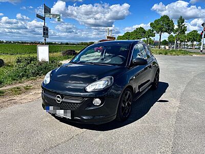 Opel Adam Slam
