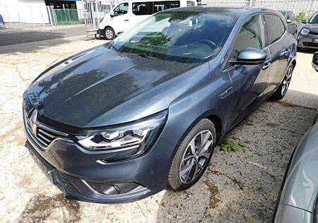 Renault Megane IV 1.2 TCe 130 Energy BOSE-Edition