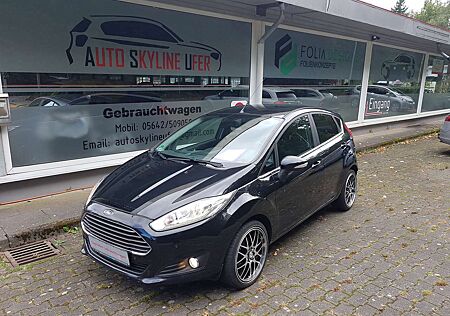 Ford Fiesta Titanium125PS 5 Türer 2HD+CHECKHEFT+WINTERP+USB