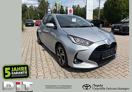 Toyota Yaris 1.5 Teamplayer ACC+LED+SHZ+Fernlichtass.