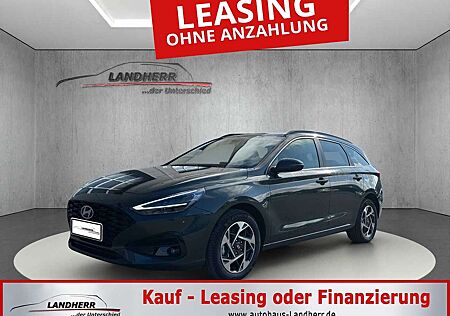 Hyundai i30 Kombi Family 1.5 T-GDI 5.J Garantie/ Navi/ SHZ