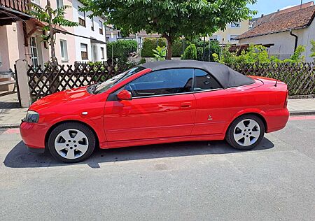 Opel Astra Cabrio 2.2 DTI