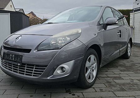 Renault Grand Scenic Dynamique TCe 130*6-Gang*7-Sitzer