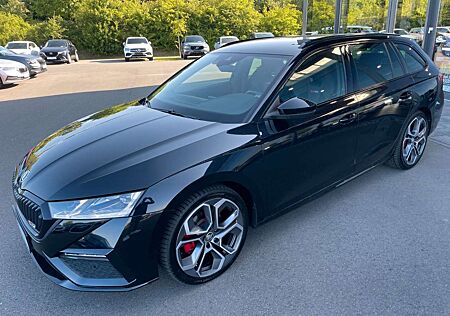 Skoda Octavia Combi 2,0TDi RS Leder Matrix Massage Key