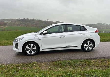 Hyundai Ioniq +Plug-in-Hybrid+1.6+GDITrend