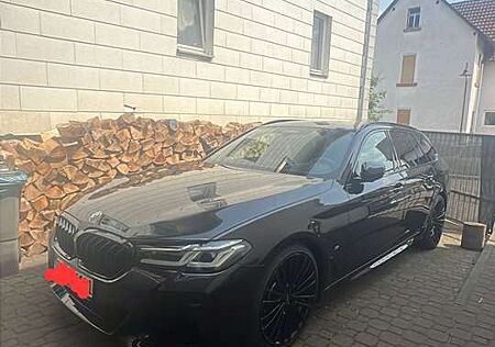 BMW 530d 530 Touring Aut. M Sport Edition MIT GARANTIE!