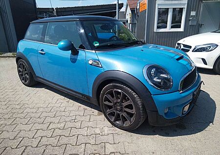Mini Cooper S +135 KW+T.LEDER+PANO+SHZ+XENON+S.DACH