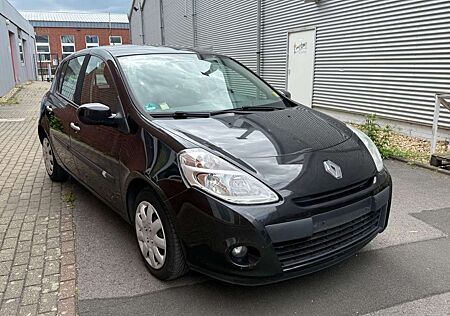 Renault Clio /Tüv/Klima