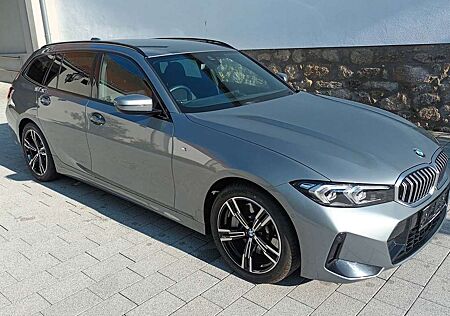 BMW 330 i xDrive Touring M Sport AHK Ambi HiFi ACC