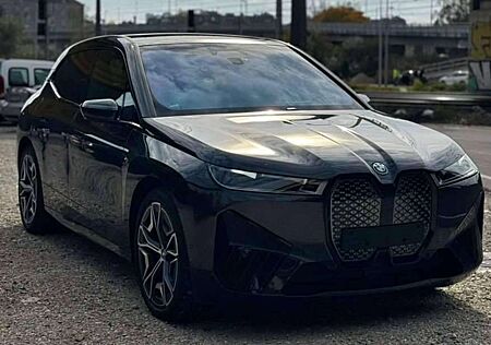 BMW iX iX xDrive50