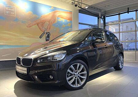 BMW 220 i Active Tourer Sport Line LED+KAM+PANO+LEDER