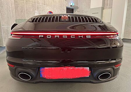 Porsche 992 911 Carrera 4 Cabriolet PDK