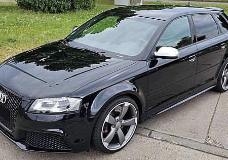 Audi RS3 2.5 TFSI S tronic quattro Sportback