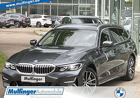 BMW 330 e T.xDr.Sports.Leder HUD ACC Kamera PanoD.AHK