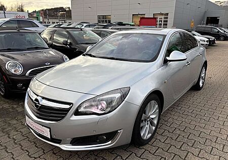 Opel Insignia . XENON*NAVI*KAMERA*SHZ*SD*TOTWNKEL*ALU*