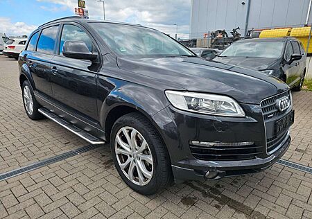 Audi Q7 3.0 TDI (DPF) quattro*Autm*Navi*7 Sitze*AHK