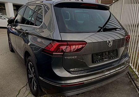 VW Tiguan Volkswagen 2.0 TDI SCR 4Motion DSG Highline