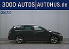 VW Golf Volkswagen Var. 2.0 TDI R-Line AHK ACC Shz