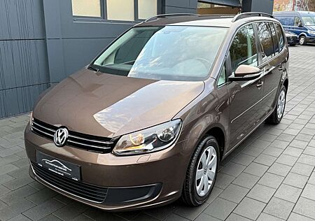 VW Touran Volkswagen 1.6 TDI Comfortline BMT Navi PDC AHK