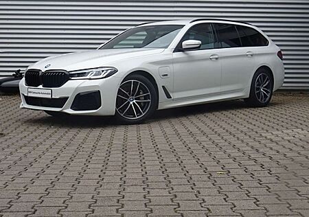 BMW 530 e xDrive Tour. M Sport Laser HuD HiFi Kamera