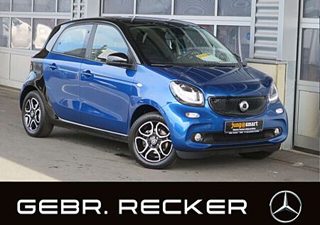 Smart ForFour 66kW twinamic PanoDach Navi Kamera Leder