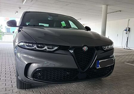 Alfa Romeo Tonale 1.3 VGT Plug-In-Hybrid Q4 Veloce