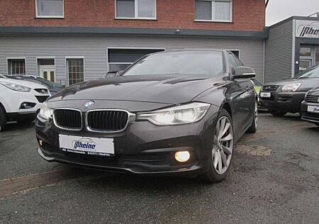 BMW 320d 320 Touring Advantage*Scheckheft*AHK*NAVI