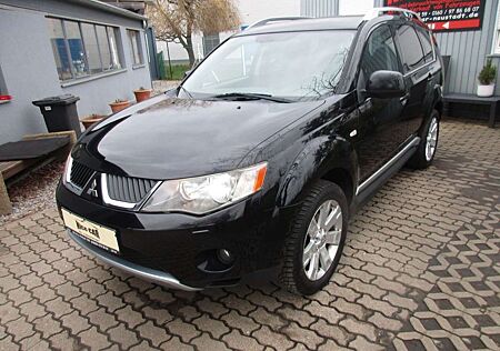 Mitsubishi Outlander 2.4, 7Sizer,Automatik,Allrad,Volleder.