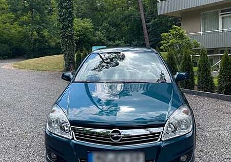 Opel Astra H