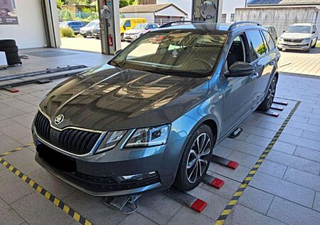 Skoda Octavia Combi 1.5TSI DSG LED Nav PDC v+h SHZ ACC