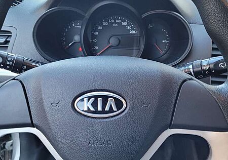 Kia Picanto 1.0