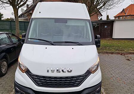IVECO Daily 33 S 16 D
