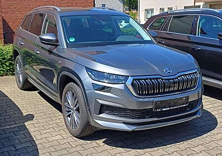 Skoda Kodiaq 2.0 TDI DSG L+K TRAVEL AHK STANDHZG Navi