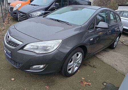 Opel Astra J Sports Tourer;TÜV NEU;inkl-Garantie;AHK+