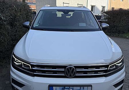 VW Tiguan Allspace Volkswagen 2.0 TDI SCR 4Motion DSG Highline