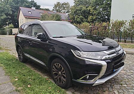 Mitsubishi Outlander 2.2 DI-D 4WD Plus