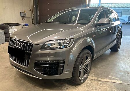 Audi Q7 3.0 TFSI S-Line *TOP Ausstattung| 7-Sitze*