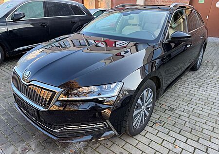 Skoda Superb Combi Style iV ACC-LED-AZV-Pano