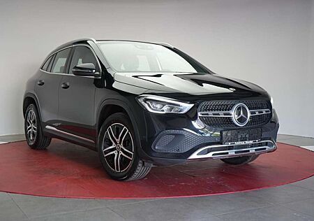 Mercedes-Benz GLA 200 d 8G-DCT Progressive Navi/Temp/Kamera/La