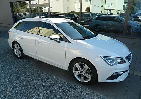 Seat Leon FR 2.0 TDI DSG Navi Sitzheiz/VollLED/PDCv+h/Kamera