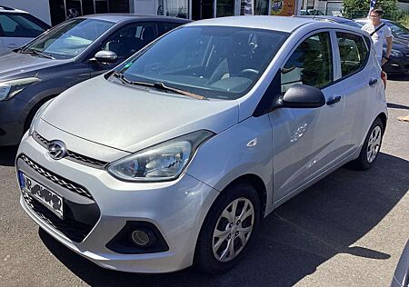 Hyundai i10 1.0 Classic Klima 49 kW (67 PS), Schalt. 5-Gang...