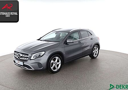 Mercedes-Benz GLA 180 URBAN STANDHEIZUNG,KAMERA,GLASDACH,NAVI