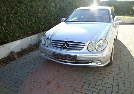 Mercedes-Benz CLK 270 Coupe CDI Elegance