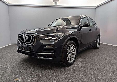 BMW X5 xDrive 45 e*HEAD-UP*AHK*LEDER*LED*AIR*PANO