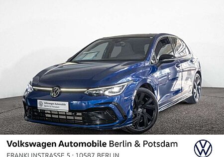 VW Golf Volkswagen VIII 1.5 eTSI R-Line Black Pano Kamera H&K